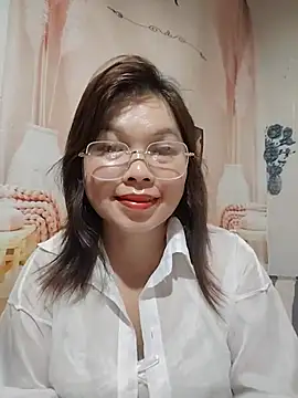 Snapshot of Cover-baa chatting on 06-14-26, 04:20 Cover-baa online show from 06-14-26, 04:20
