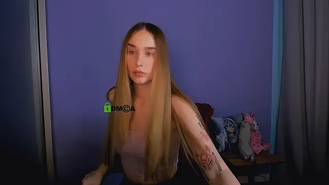 Snapshot of _kellykitten_ chatting on 11-22-25, 10:47 kellykitten online show from 11-22-25, 10:47