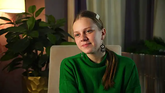 Snapshot of PeterSkaff chatting on 11-20-25, 12:27 PeterSkaff online show from 11-20-25, 12:27