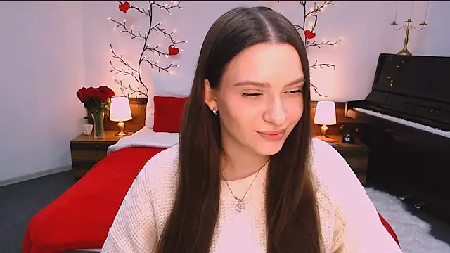 Snapshot of charming_berry chatting on 11-25-25, 01:11 charming berry online show from 11-25-25, 01:11