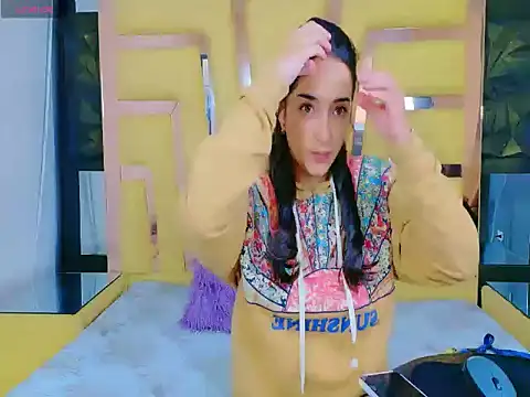 Snapshot of CailinSmith chatting on 11-21-25, 11:53 CailinSmith online show from 11-21-25, 11:53