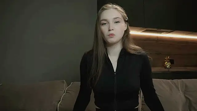 Eliravelvet online show from 11-27-25, 05:15