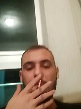 Snapshot of berkkderlerr chatting on 11-25-25, 03:56 berkkderlerr online show from 11-25-25, 03:56