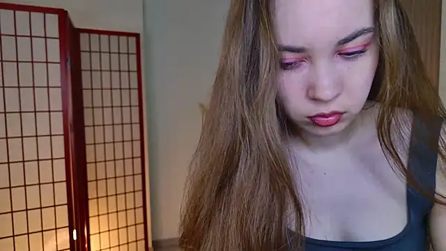 SilentLily online show from 11-20-25, 08:30