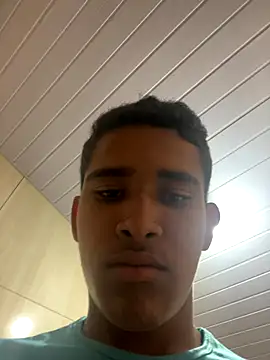 Snapshot of nndbbssn chatting on 11-17-25, 05:19 nndbbssn online show from 11-17-25, 05:19