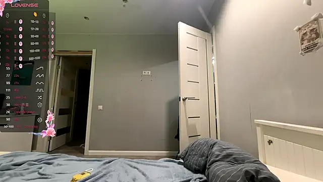 Snapshot of BlashInkMila chatting on 12-16-25, 03:28 BlashInkMila online show from 12-16-25, 03:28