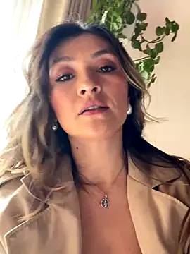 Snapshot of GeorginaBlack chatting on 11-19-25, 06:19 GeorginaBlack online show from 11-19-25, 06:19