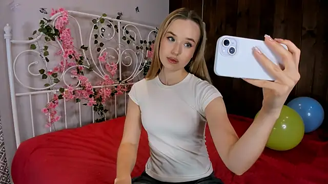 KristleKirst online show from 12-05-25, 11:19