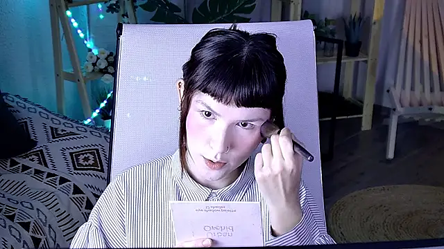 Snapshot of RickiOwens chatting on 12-04-25, 08:12 RickiOwens online show from 12-04-25, 08:12