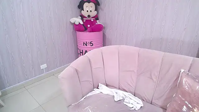 Snapshot of athenea_sweet_a chatting on 11-27-25, 08:11 athenea sweet a online show from 11-27-25, 08:11