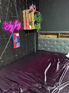 Shy-Ivy online show from 03-26-26, 10:04