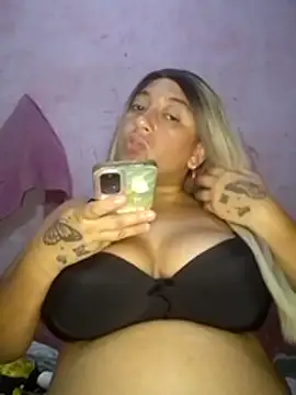 Snapshot of Fat_Dirty_Nasty chatting on 11-30-25, 10:14 Fat Dirty Nasty online show from 11-30-25, 10:14