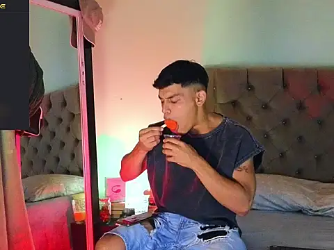 Snapshot of blorelopez chatting on 12-18-25, 07:53 blorelopez online show from 12-18-25, 07:53