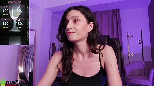 Snapshot of AnnaHarperX chatting on 12-17-25, 06:03 AnnaHarperX online show from 12-17-25, 06:03