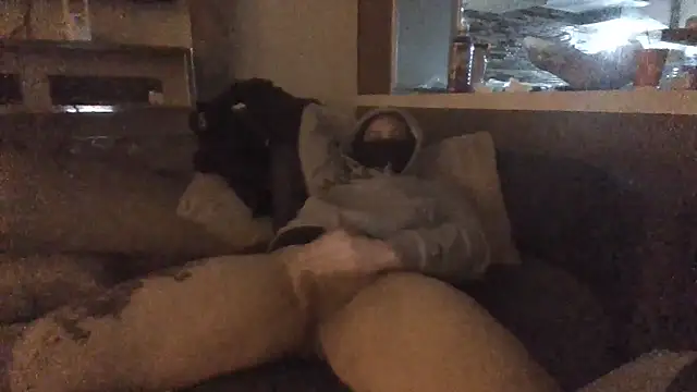 Snapshot of Locotre22 chatting on 03-09-26, 01:20 Locotre22 online show from 03-09-26, 01:20