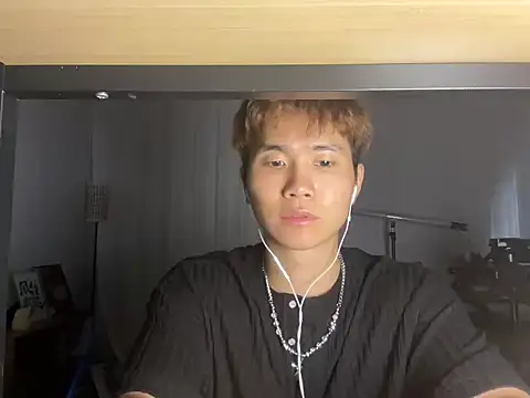 Snapshot of Juhone chatting on 11-26-25, 06:47 Juhone online show from 11-26-25, 06:47