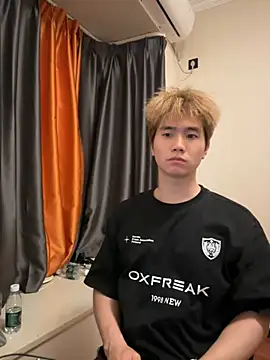 Juhone online show from 03-25-26, 05:08