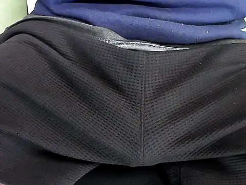 Snapshot of localboybbsr chatting on 12-14-25, 04:56 localboybbsr online show from 12-14-25, 04:56