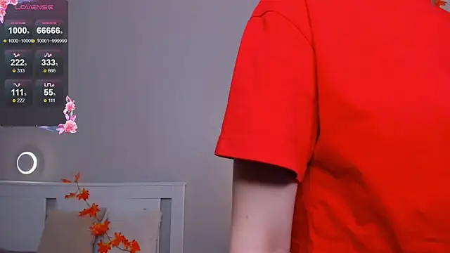 Snapshot of UmbraVelour chatting on 12-15-25, 01:48 UmbraVelour online show from 12-15-25, 01:48