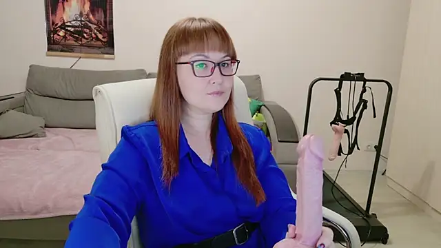 Foxy-lady online show from 10-15-25, 06:57