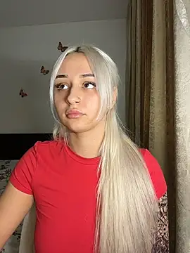 Snapshot of Kylie_One chatting on 11-27-25, 07:38 Kylie One online show from 11-27-25, 07:38