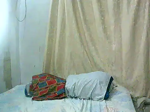 Snapshot of hottest_solel chatting on 12-15-25, 11:20 hottest solel online show from 12-15-25, 11:20