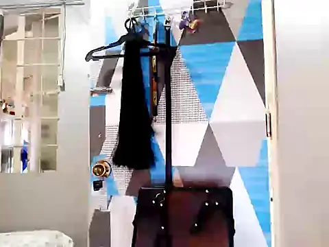 Snapshot of Savannah_Cock chatting on 12-14-25, 07:58 Savannah Cock online show from 12-14-25, 07:58