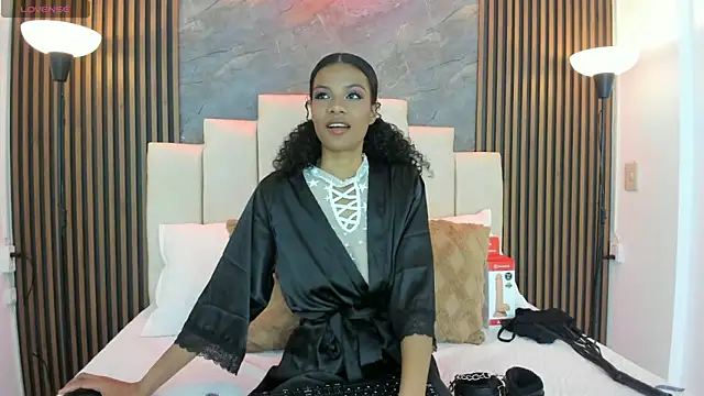 Snapshot of catiusca_reyes_03 chatting on 11-28-25, 01:36 catiusca reyes 03 online show from 11-28-25, 01:36