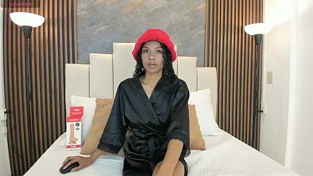 Snapshot of catiusca_reyes_03 chatting on 11-29-25, 01:47 catiusca reyes 03 online show from 11-29-25, 01:47