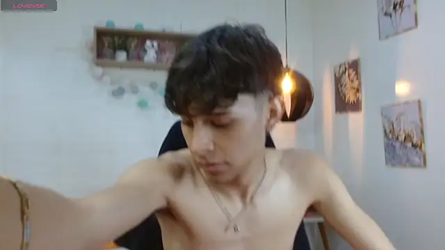 Snapshot of DraxBlade09 chatting on 11-27-25, 08:22 DraxBlade09 online show from 11-27-25, 08:22