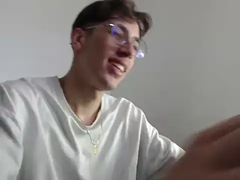 Snapshot of Dio__morningstar chatting on 11-25-25, 12:27 Dio morningstar online show from 11-25-25, 12:27