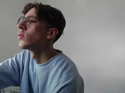 Snapshot of Dio__morningstar chatting on 11-26-25, 01:01 Dio morningstar online show from 11-26-25, 01:01