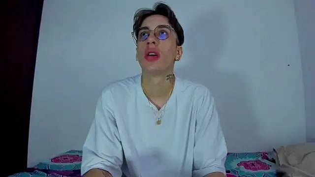 Snapshot of Dio__morningstar chatting on 12-02-25, 12:54 Dio morningstar online show from 12-02-25, 12:54