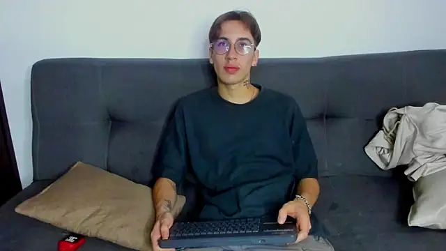 Snapshot of Dio__morningstar chatting on 12-05-25, 12:25 Dio morningstar online show from 12-05-25, 12:25