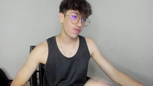 Snapshot of Dio__morningstar chatting on 12-16-25, 01:21 Dio morningstar online show from 12-16-25, 01:21