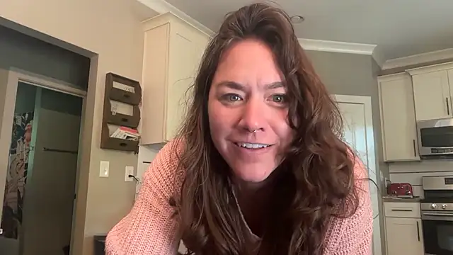 Snapshot of bendlikebecks chatting on 05-05-26, 01:19 bendlikebecks online show from 05-05-26, 01:19