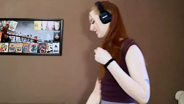 Snapshot of MichelinaCropleys chatting on 12-04-25, 07:06 MichelinaCropleys online show from 12-04-25, 07:06