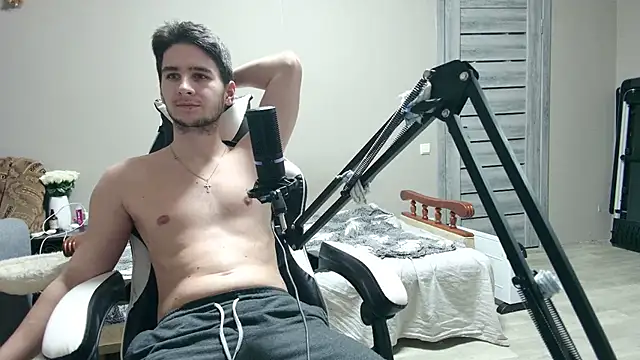 Snapshot of 6thfingq chatting on 12-04-25, 04:38 6thfingq online show from 12-04-25, 04:38