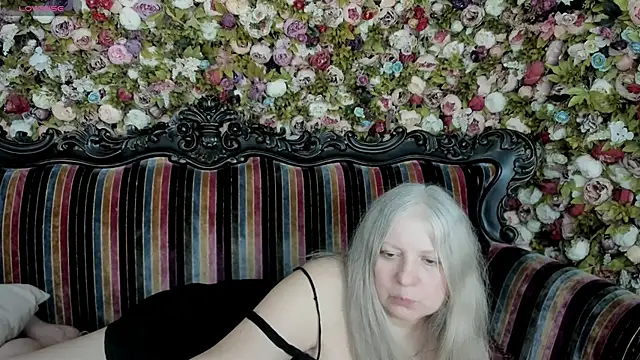 Snapshot of mariabelladonna chatting on 05-02-26, 10:09 mariabelladonna online show from 05-02-26, 10:09