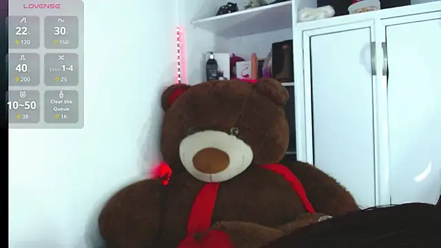 mia fernand online show from 11-25-25, 08:53