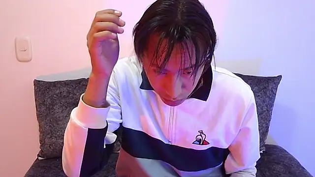 Snapshot of liam__blake chatting on 11-28-25, 06:21 liam blake online show from 11-28-25, 06:21