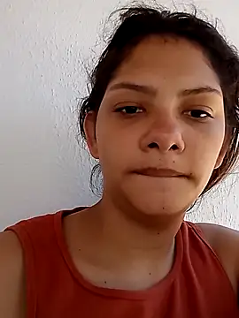 LunaAndOrionx online show from 12-22-25, 05:21