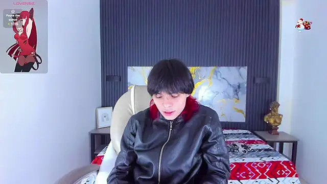 Snapshot of Sylasfrost chatting on 12-14-25, 07:07 Sylasfrost online show from 12-14-25, 07:07