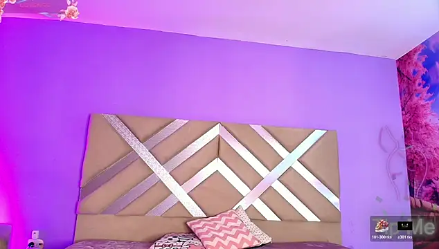 Snapshot of mei_kora chatting on 11-25-25, 03:39 mei kora online show from 11-25-25, 03:39