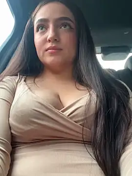 Snapshot of Juanita_Rojas chatting on 11-26-25, 04:30 Juanita Rojas online show from 11-26-25, 04:30