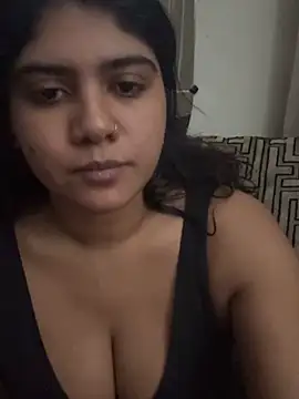 TiaBella  online show from 01-05-26, 05:27