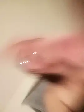 Snapshot of living420 chatting on 11-29-25, 08:06 living420 online show from 11-29-25, 08:06