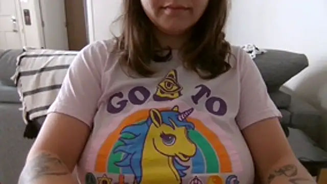 Snapshot of xxxluana chatting on 12-02-25, 04:02 xxxluana online show from 12-02-25, 04:02