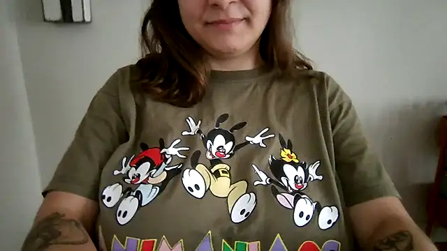 Snapshot of xxxluana chatting on 12-14-25, 01:05 xxxluana online show from 12-14-25, 01:05