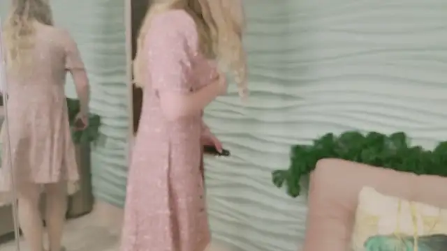 Snapshot of BigTitsLady- chatting on 12-03-25, 10:41 BigTitsLady- online show from 12-03-25, 10:41